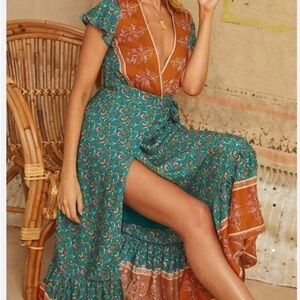 Zesica Floral Bohemian Maxi Wrap Dress in Teal and Rust Size S